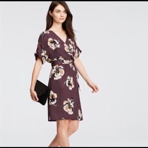 Ann Taylor kimono style wrap dress